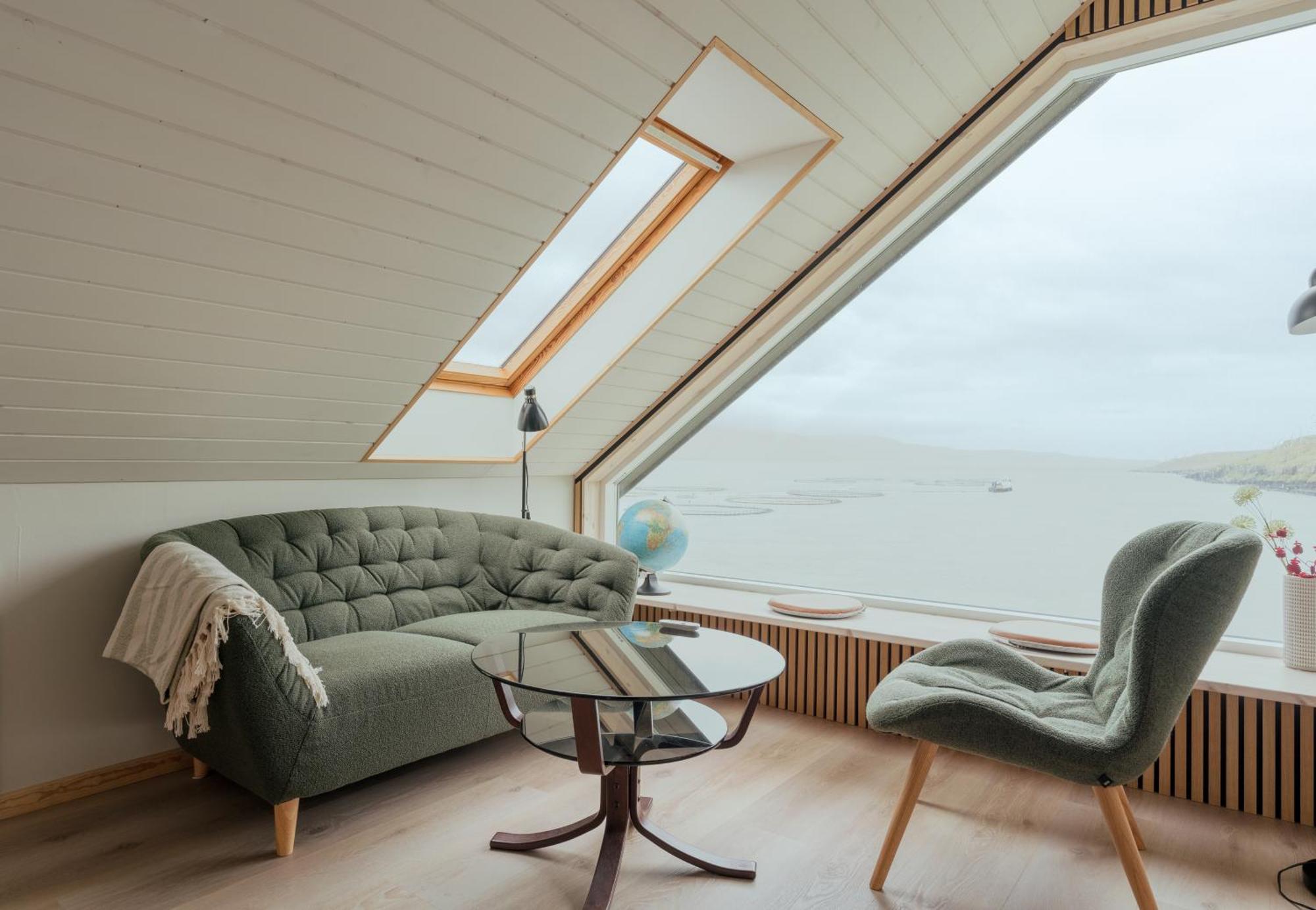 A Tromini Guesthouse Tórshavn Exteriör bild